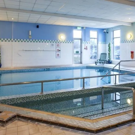 Готель Leeds By Ihg Гарфорт