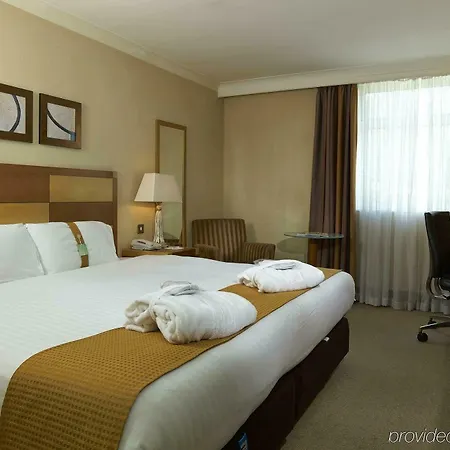 Leeds By Ihg Готель Гарфорт